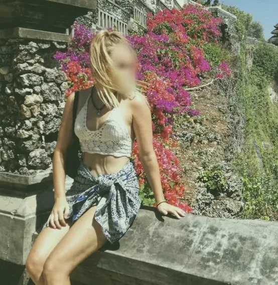 Aylin, 20