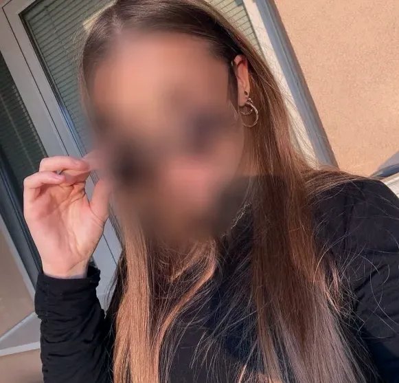 Carina, 31