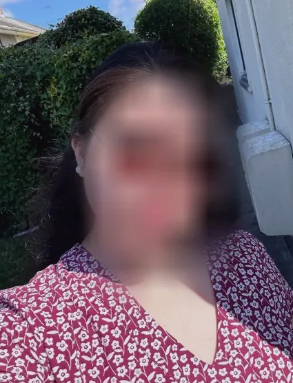 Celine, 28