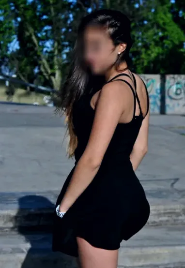 Clara, 31