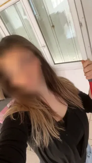 Cornelia, 20