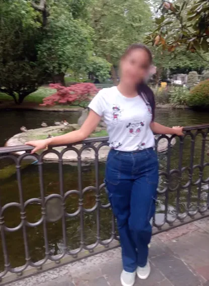 Emily, 22