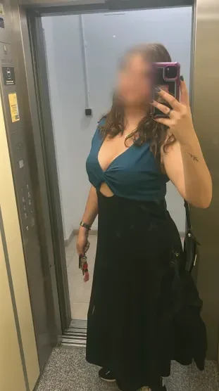 Emma, 35