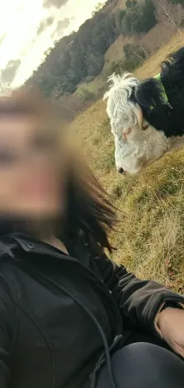 Esra, 38