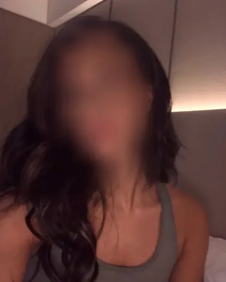 Ivana, 33