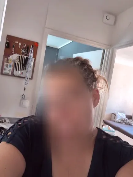 Leonie, 40