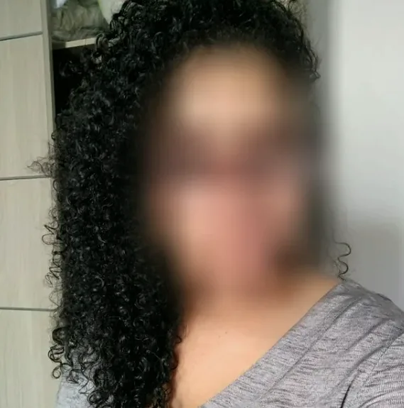 Lilly, 34