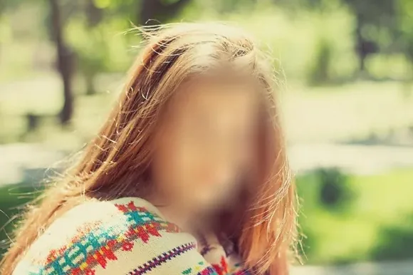 Nikolina, 27