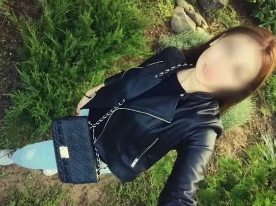 Nora, 31