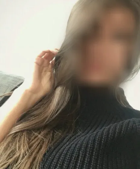 Pia, 32