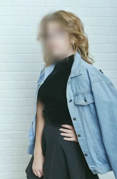 Valentina, 26