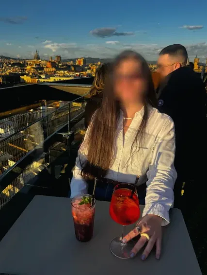 Valentina, 37
